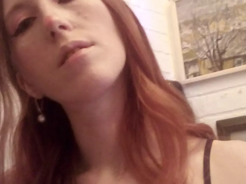 yulia999's Live Sex Cam Show