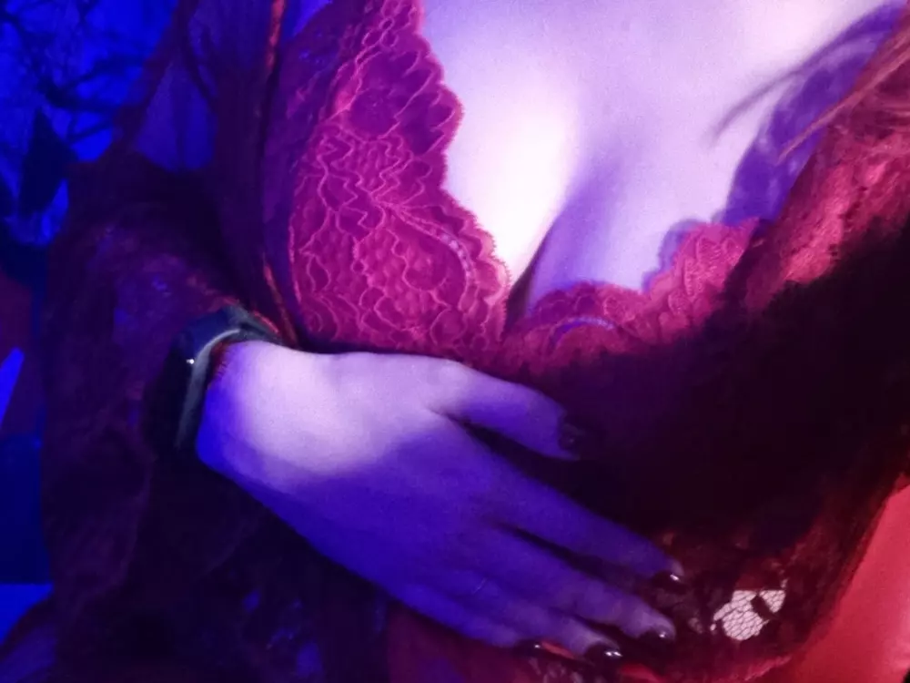 Nimfeaya's Live Sex Cam Show