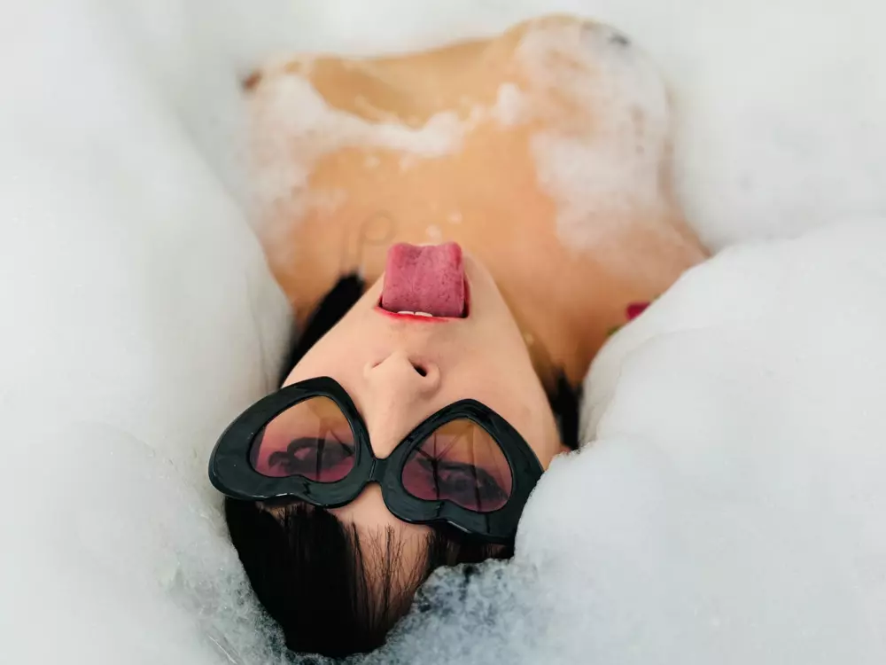 Live cam show with Nikole66_ - Cosplay on Camsoda