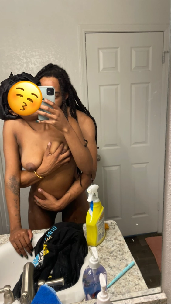 Rubyroserr's Live Sex Cam Show