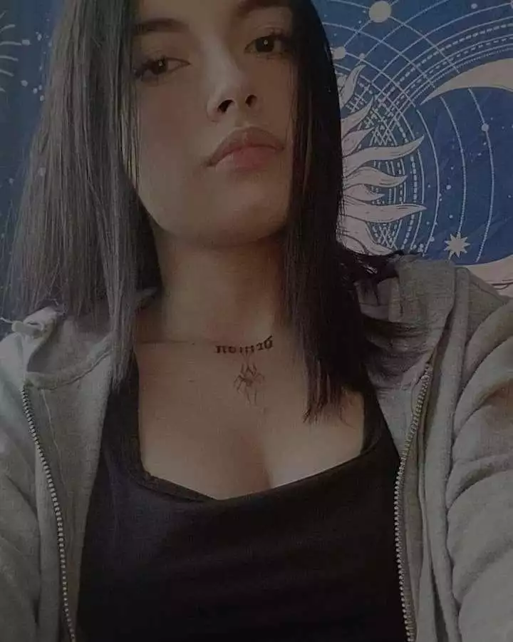 unicorn-sweetie's Live Sex Cam Show