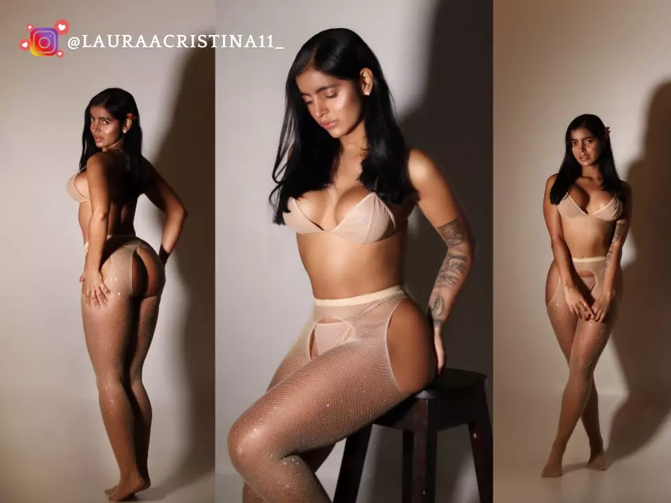 Laura Cristina's Live Sex Cam Show