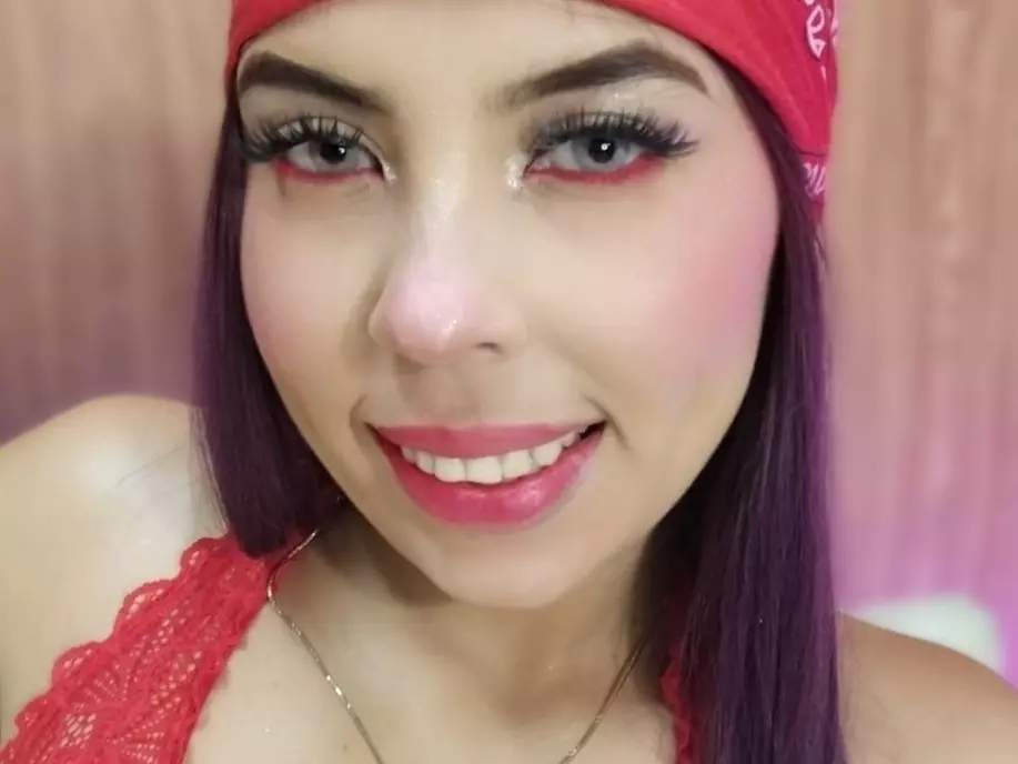 danii-god's Live Sex Cam Show
