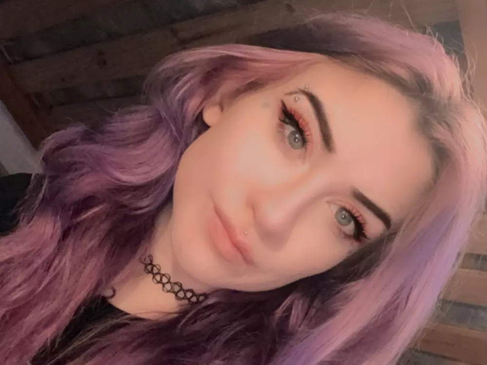 Gracedbytrinity720's Live Sex Cam Show