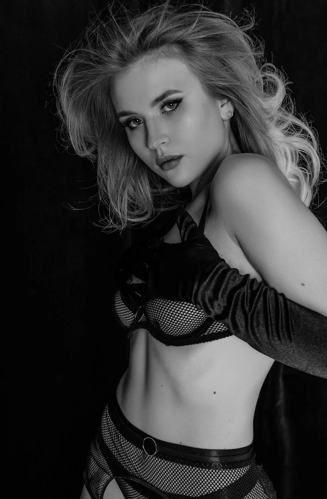 your-casey's Live Sex Cam Show
