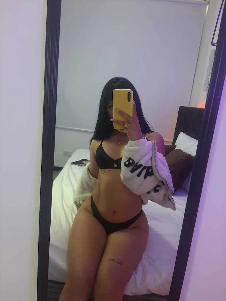 Valka-Ass's Live Sex Cam Show