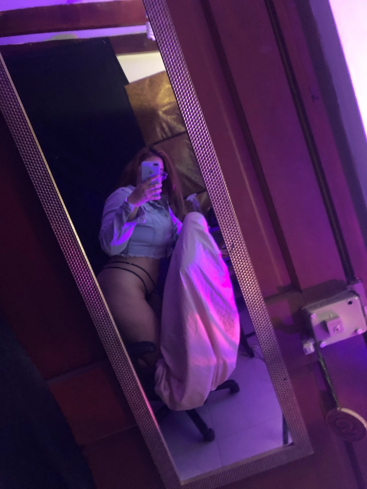 JulianaSweety's Live Sex Cam Show