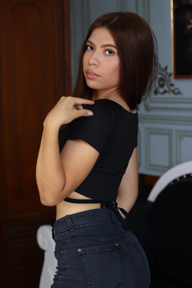 ashly-loret