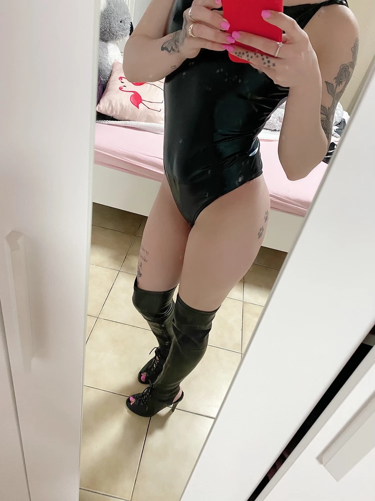MistressAnneMarie's Live Sex Cam Show