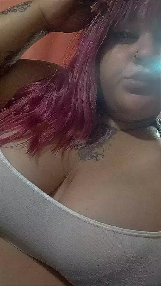 reinaleolatiina's Live Sex Cam Show