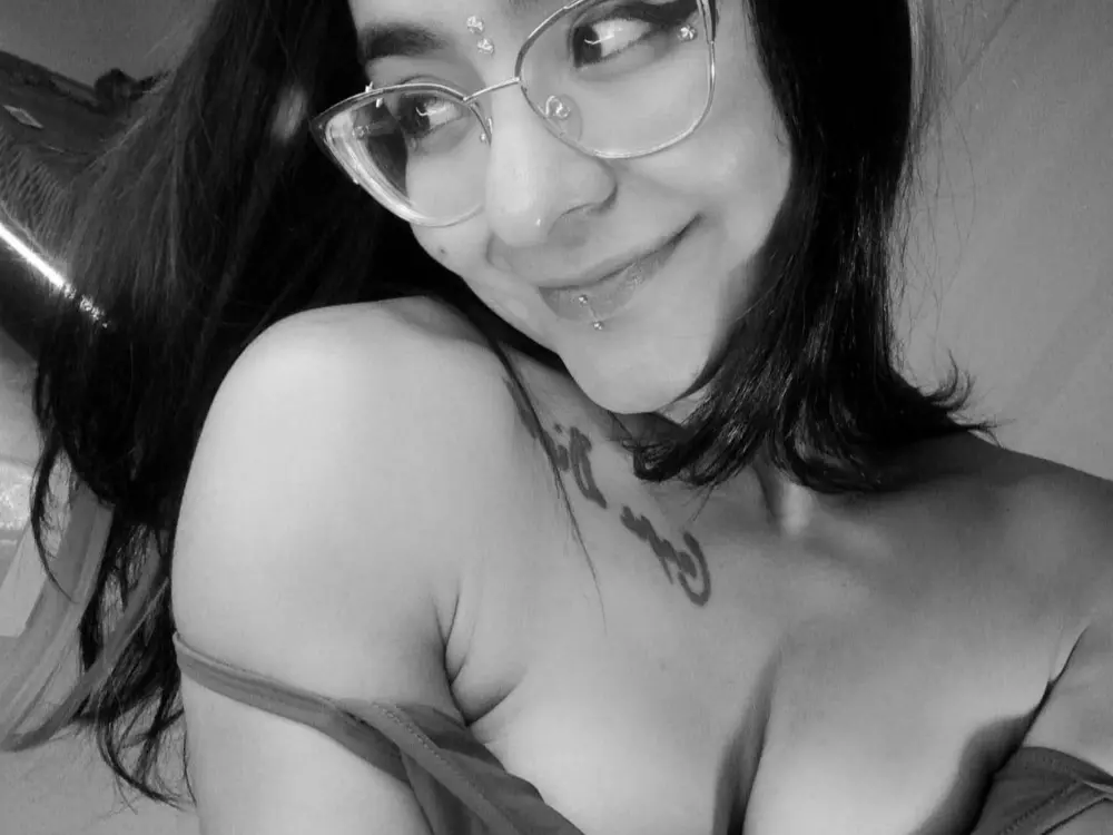 Gaby's Live Sex Cam Show