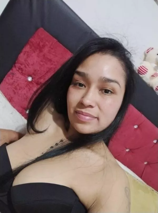 azumi820's Live Sex Cam Show
