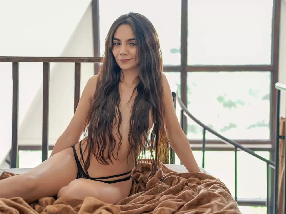 martina-mancini's Live Sex Cam Show