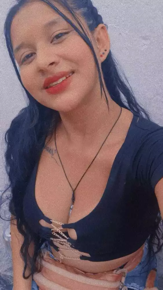 Maddy's Live Sex Cam Show