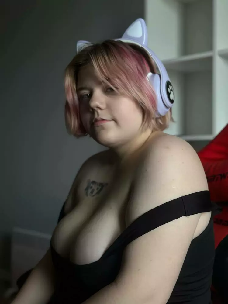 Bethany-Brooks's Live Sex Cam Show