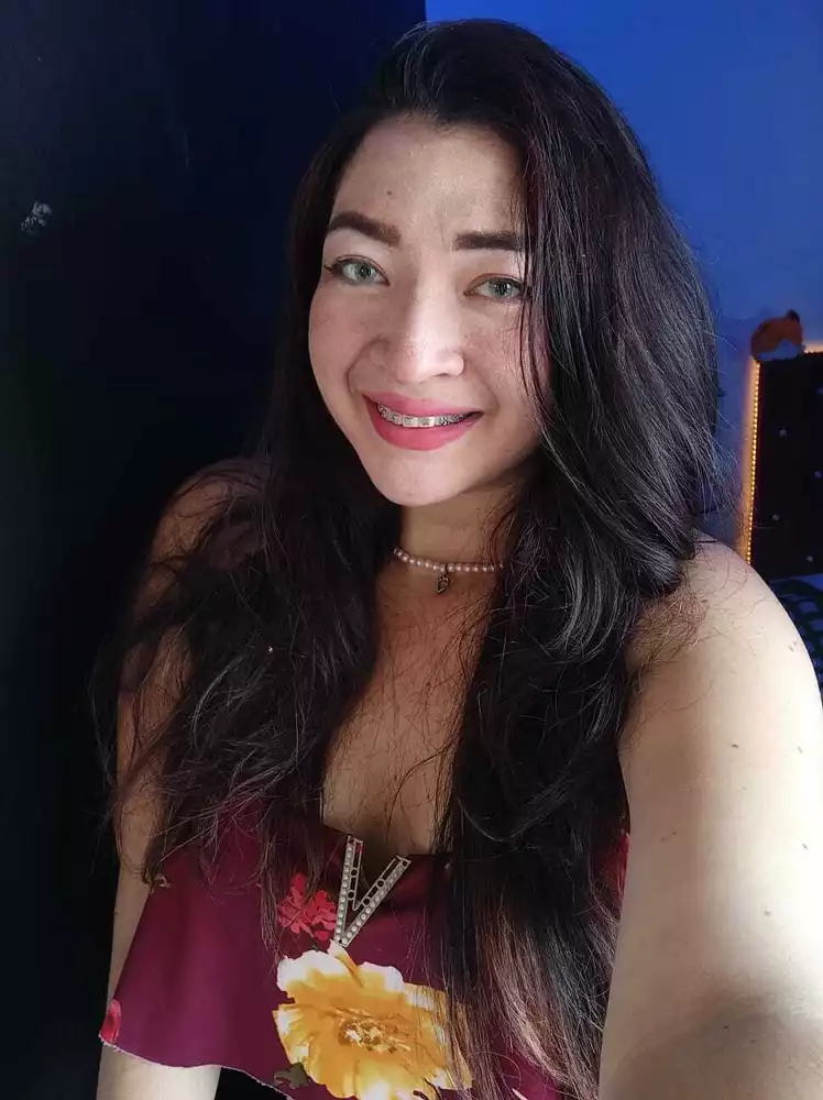 naughtygirl2308's Live Sex Cam Show