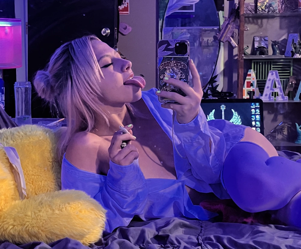 Yasmin Blake's Live Sex Cam Show
