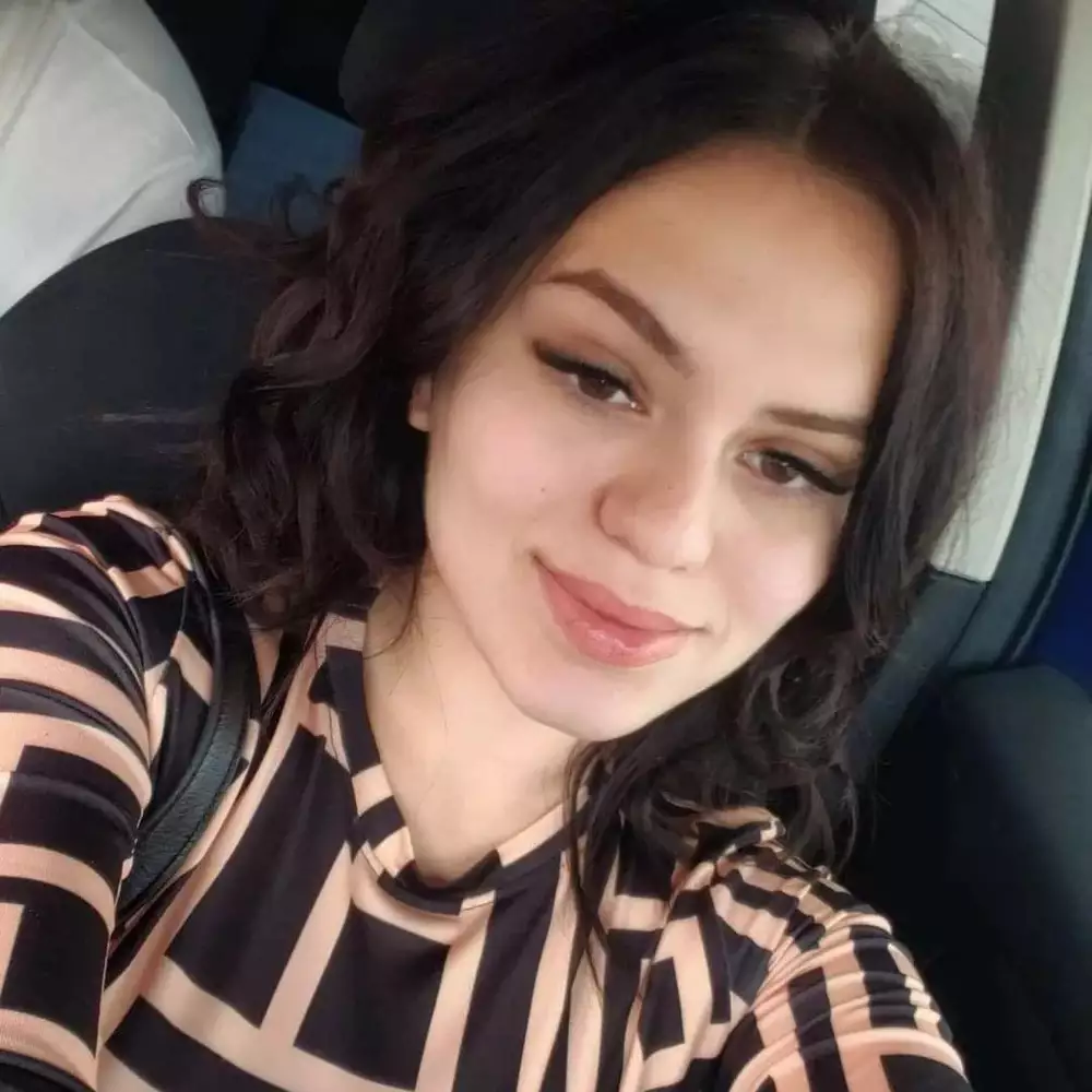 Amy-Rainee's Live Sex Cam Show