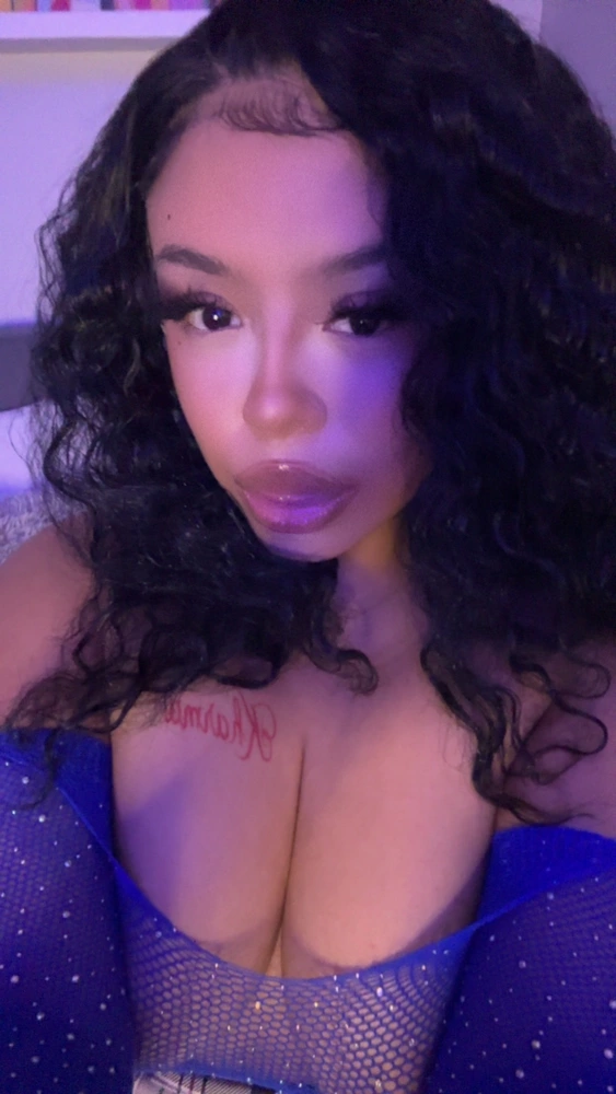 YumiBlack's Live Sex Cam Show