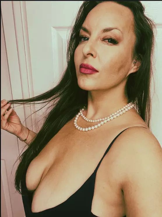 nicolelaney