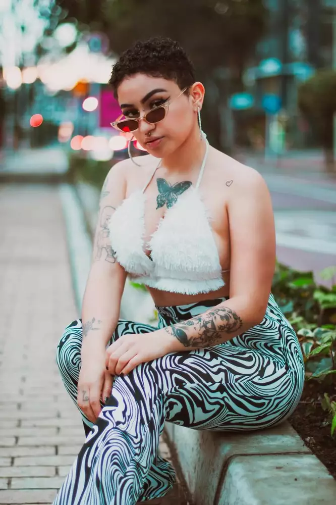 Bella (bella-green) Nude on Cam. Free Live Sex Chat Room - Camsoda