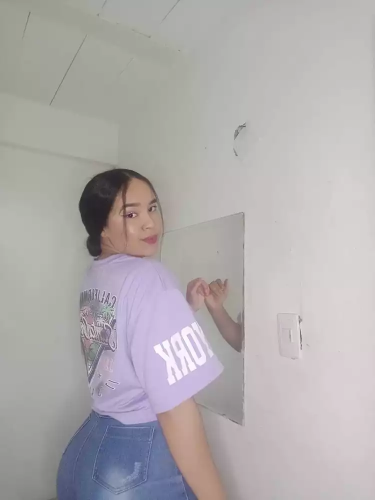 RoxanneGuyer's Live Sex Cam Show