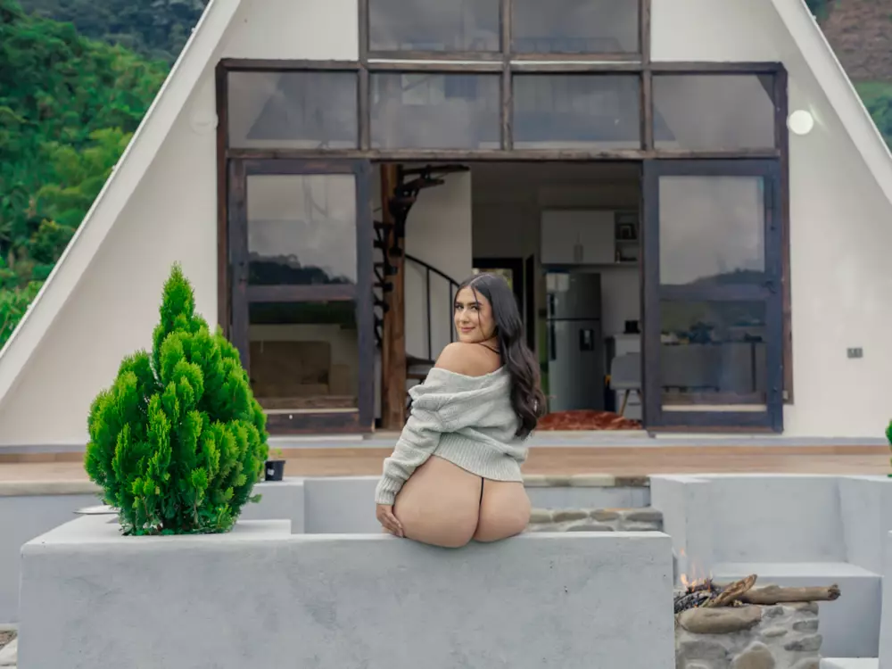 P A U L I NA's Live Sex Cam Show