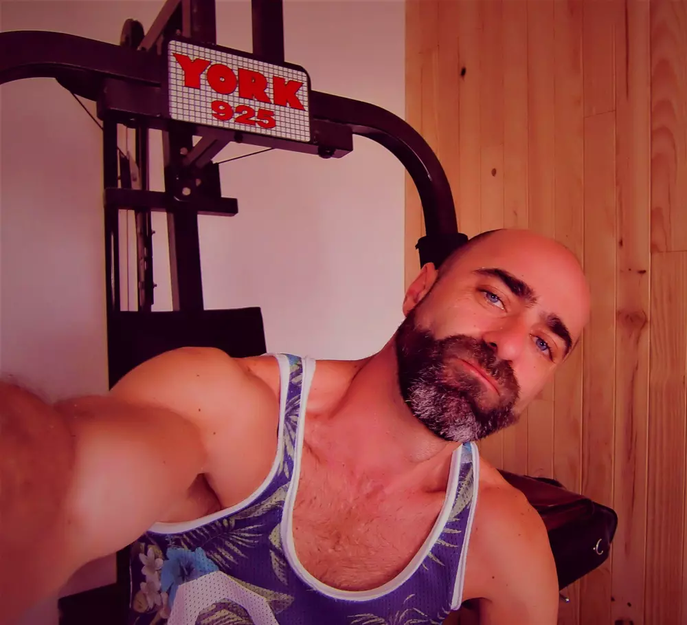 ClaudioAntonelli's Live Sex Cam Show