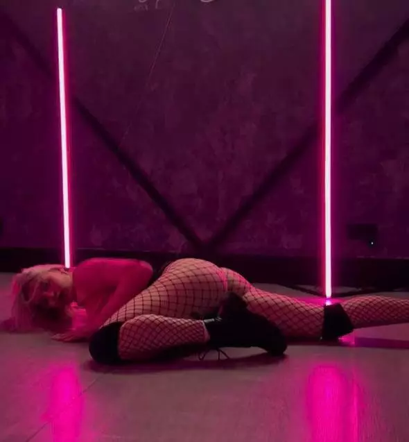 KristenCurry's Live Sex Cam Show