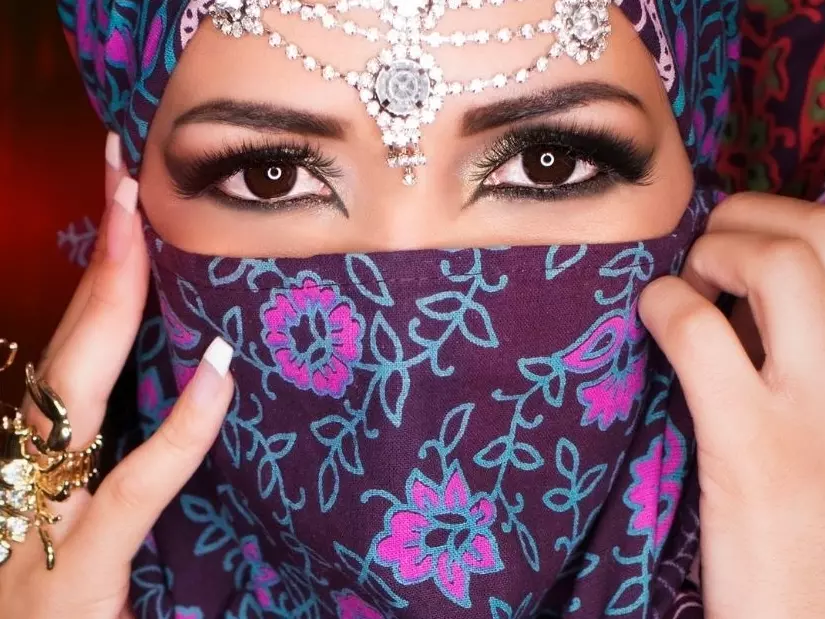 Live cam show with AlenaRain - Arab on Camsoda
