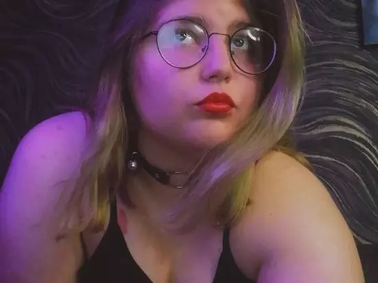 MissPeaach's Live Sex Cam Show