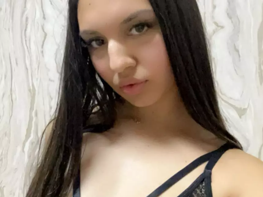 Sara-Harperr's Live Sex Cam Show