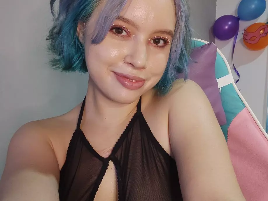Wanda-Doll's Live Sex Cam Show