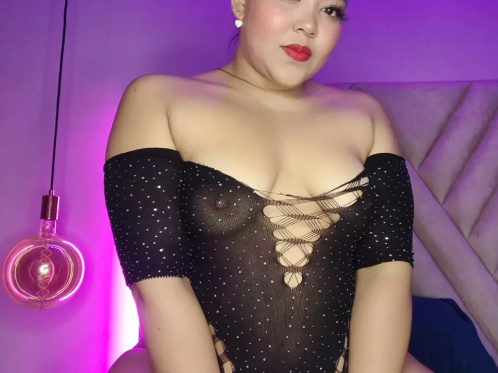 VanessaKalo's Live Sex Cam Show