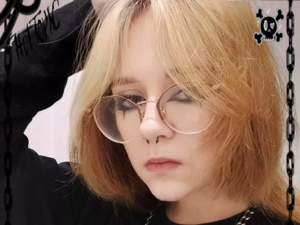 Moon (moon-kristall) Nude on Cam. Free Live Sex Chat Room - Camsoda