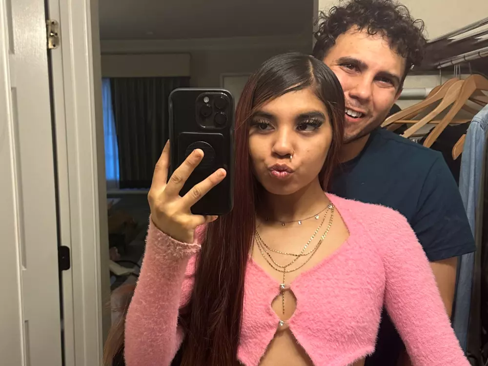 tyandjazzystream's Live Sex Cam Show