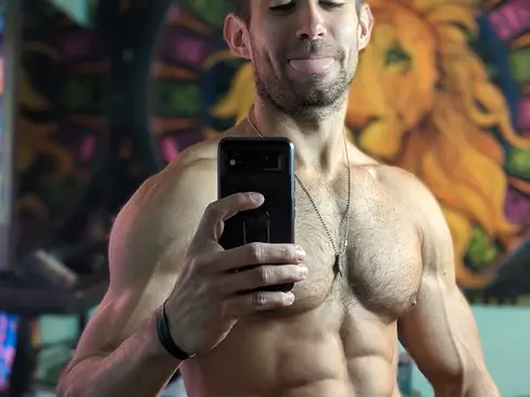 thathawtguy334