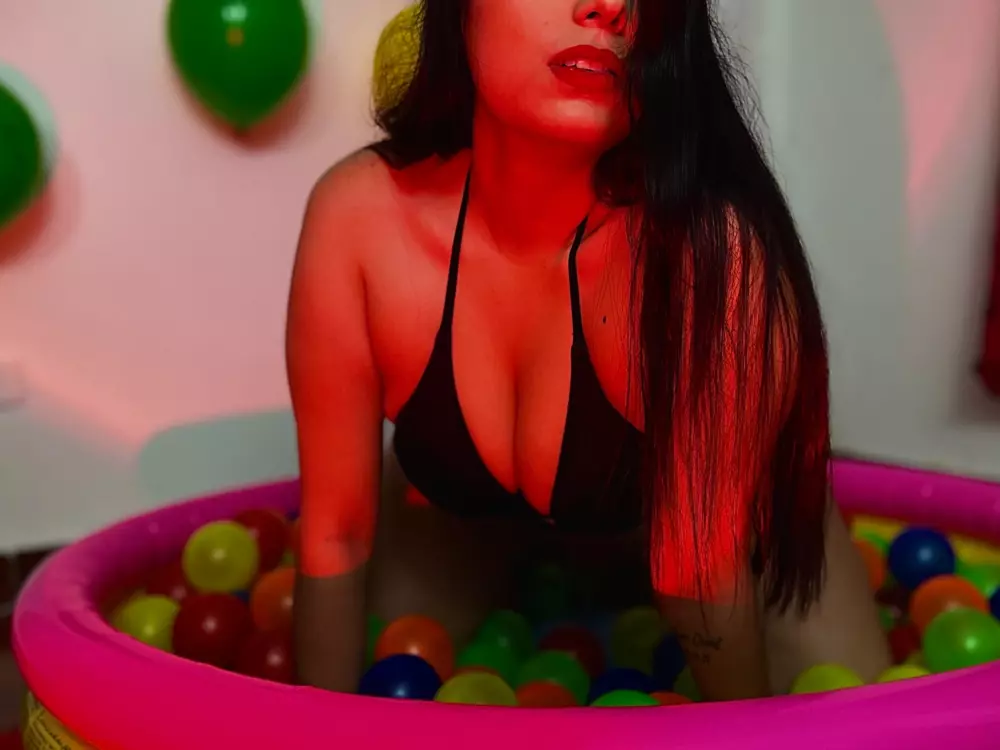 Arith-Sandova-lSc's Live Sex Cam Show