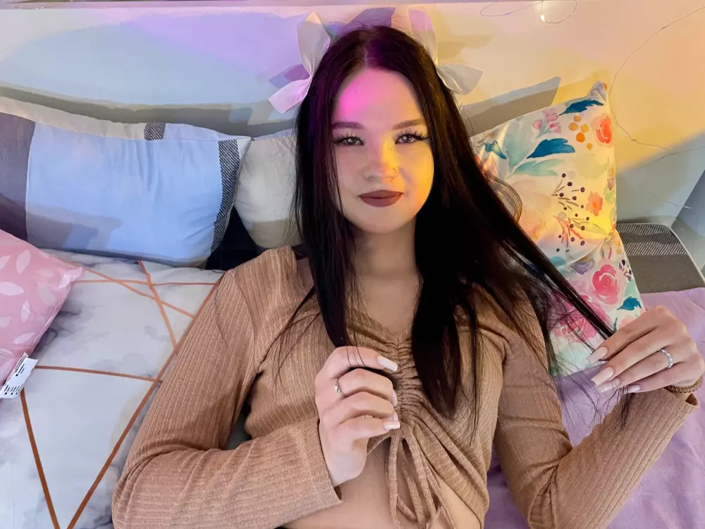 ChloeWalsh's Live Sex Cam Show