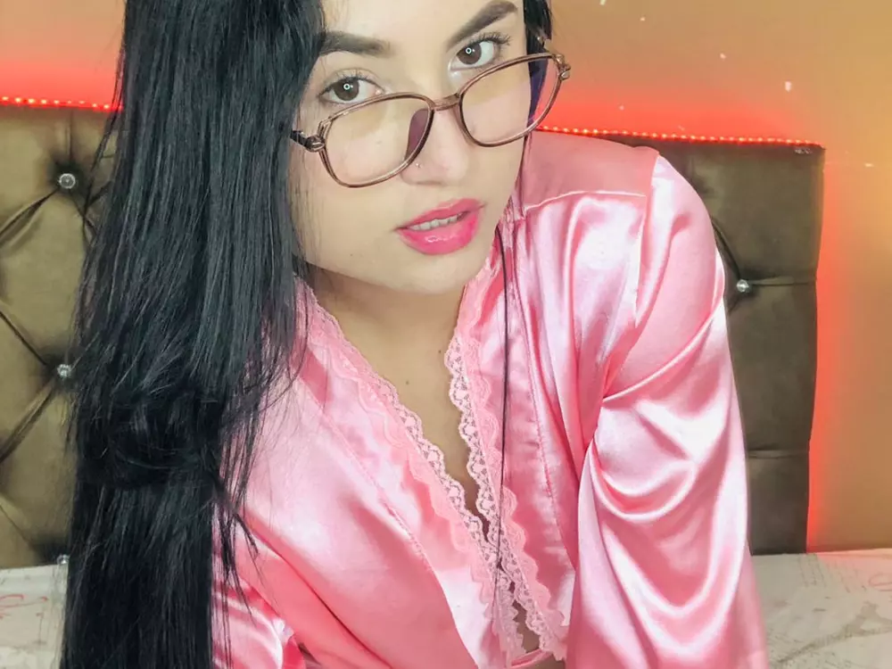 KityLovee's Live Sex Cam Show