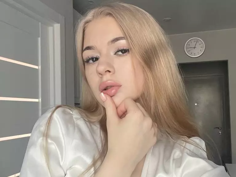 Sophie's Live Sex Cam Show