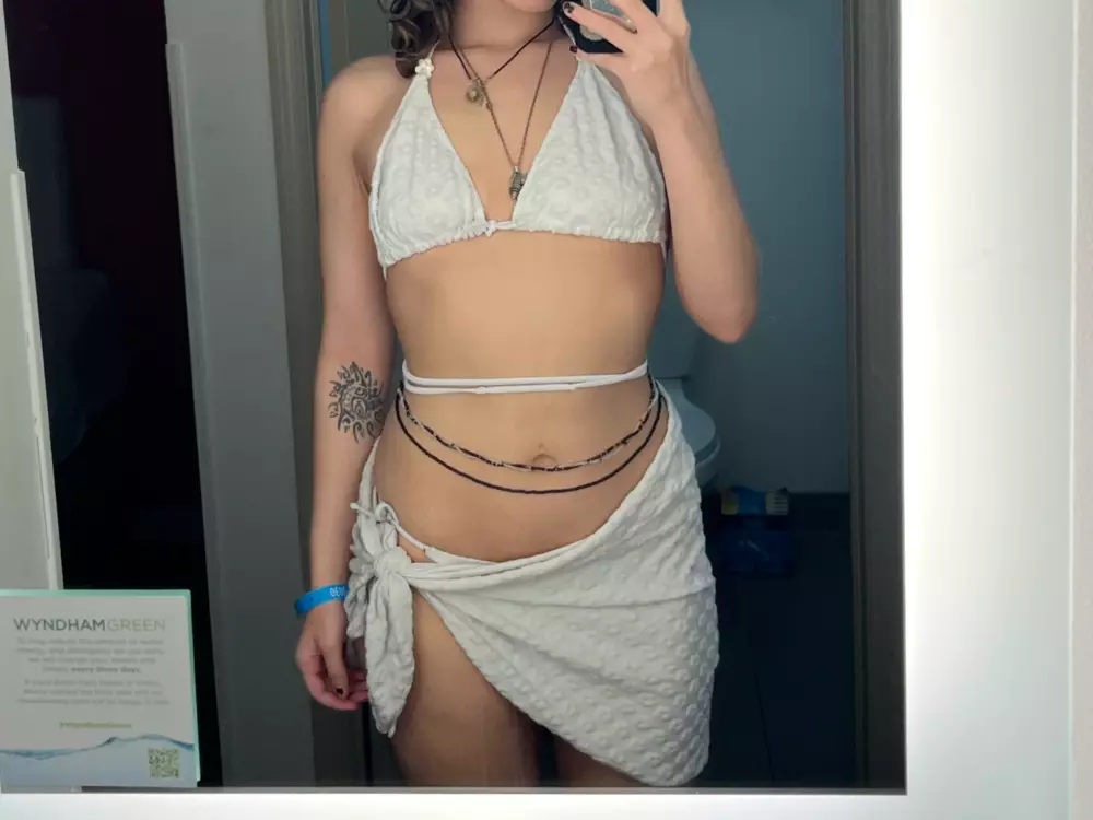 Ivydevil's Live Sex Cam Show