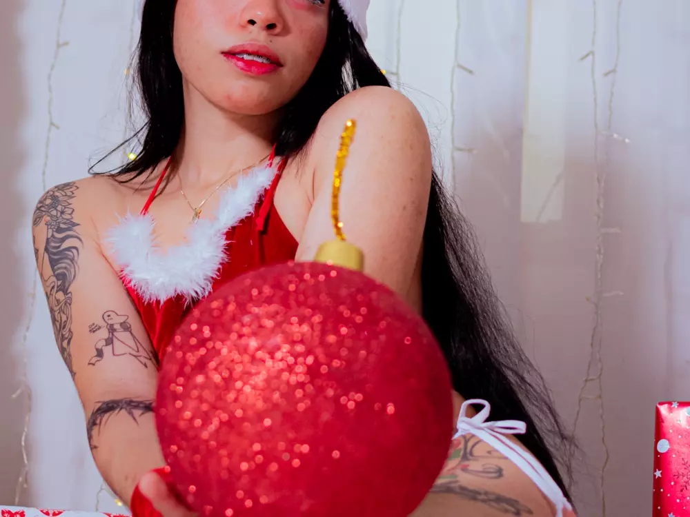 kitty-aiko's Live Sex Cam Show