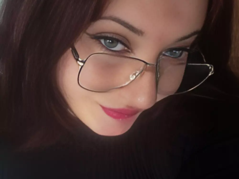 hannahtease