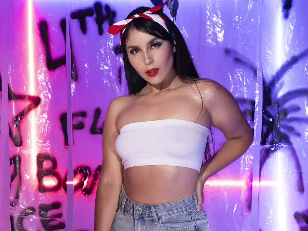 Mia Quevedo's Live Sex Cam Show
