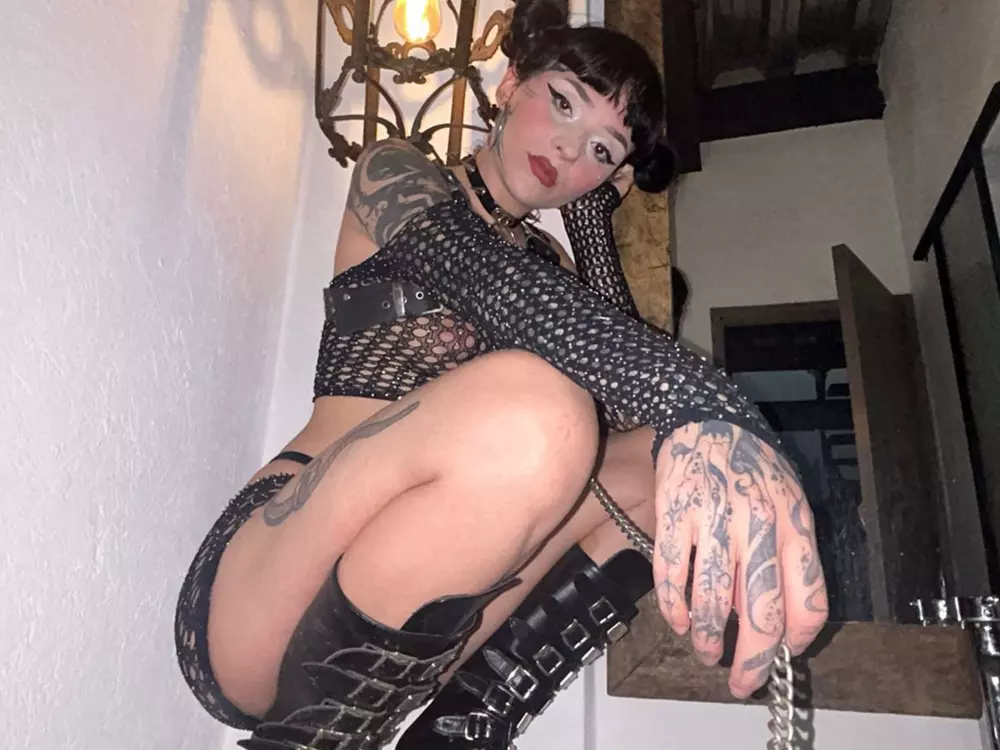 lana-moon69