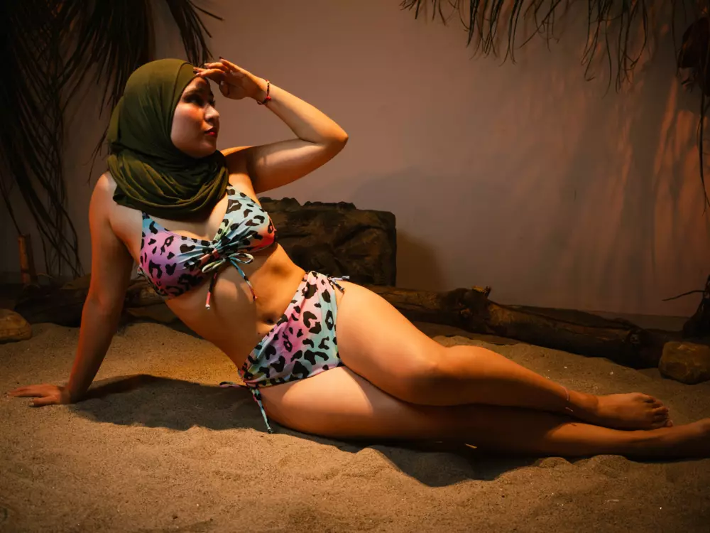 Hiyab-Sami's Live Sex Cam Show