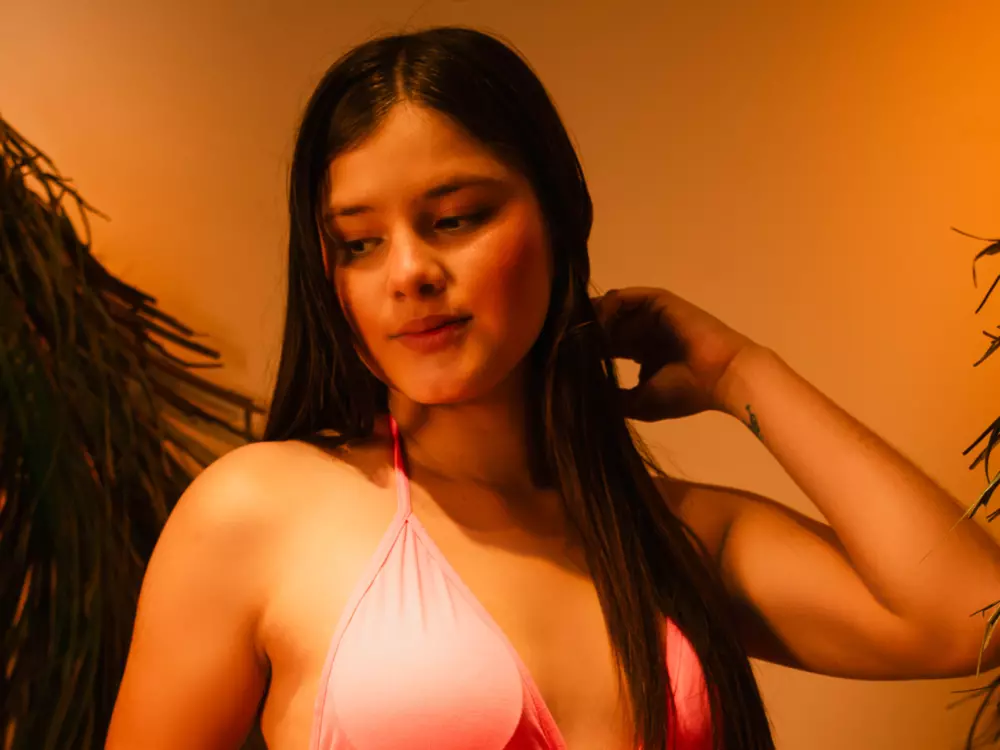 TriannaB's Live Sex Cam Show