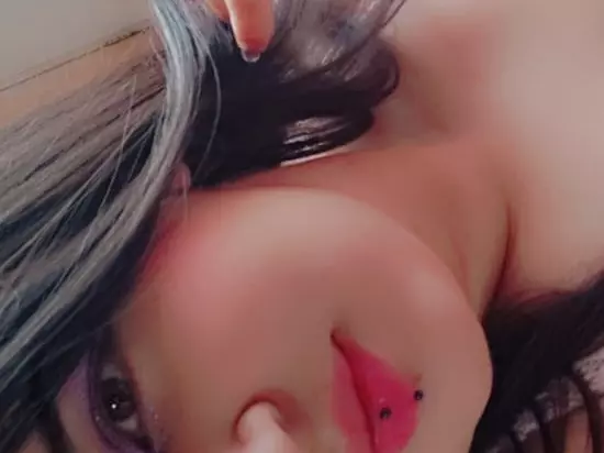 alexatraviesa22's Live Sex Cam Show