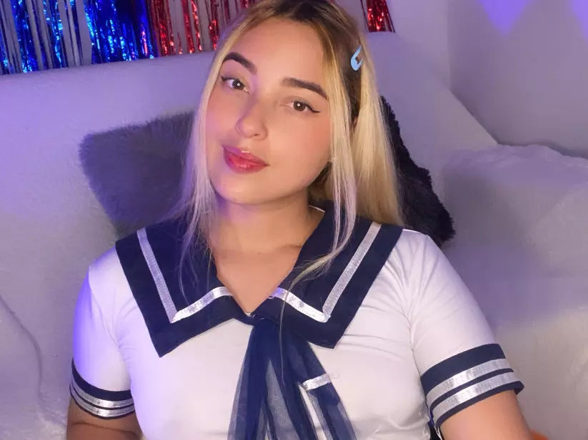 irisweet's Live Sex Cam Show